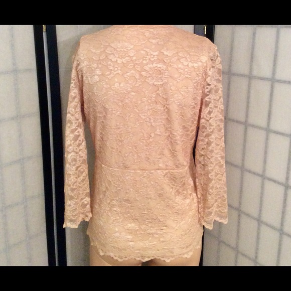 Gorgeous Pale Peach Vintage Lace Blouse SM - Picture 8 of 8